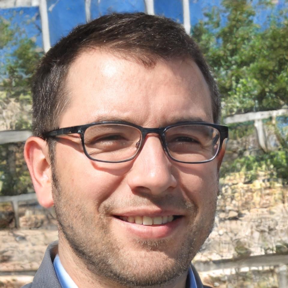 Portrait von Finanzexperte Klaus Brenner